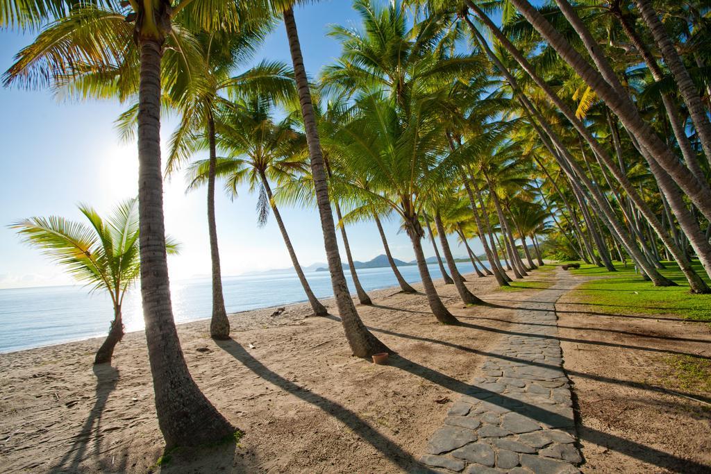 Sarayi Boutique Hotel Palm Cove Exterior foto