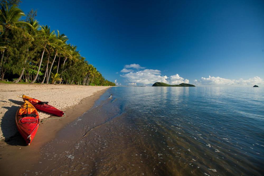 Sarayi Boutique Hotel Palm Cove Exterior foto